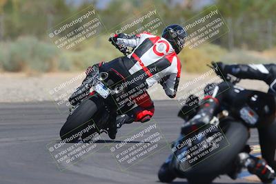 media/Sep-25-2023-Moto Forza (Mon) [[81ffa65e0a]]/B-C Group/Session 4 (Turn 2 Backside)/